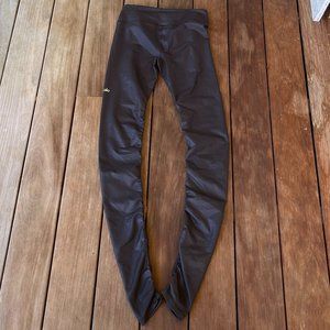 Black Alo yoga leggings